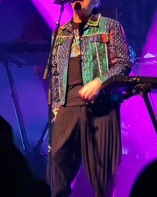 Howard Jones Holmdel