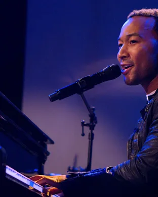 John Legend Newark