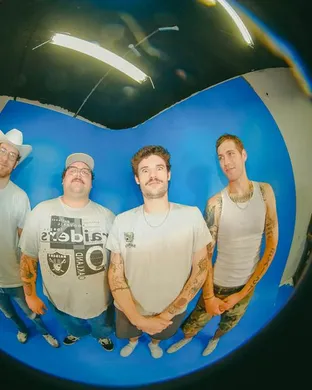 Mom Jeans Huntington