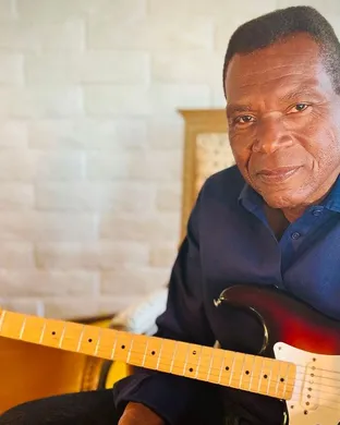 Robert Cray Band Ridgefield