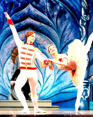The Nutcracker - Symphony Of Lights
