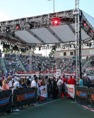 Joe Deguardia's Star Rockin Fights Boxing Huntington